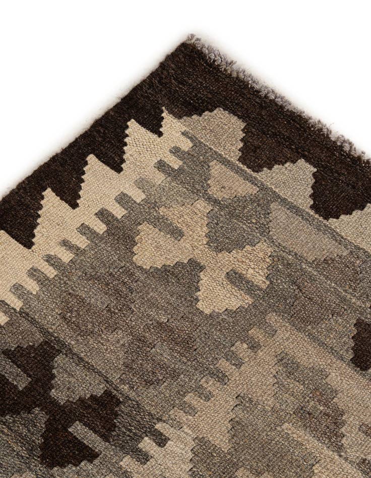Detail image of 5' x 6' 4  Hand Woven Kilim Maymana Wool Rug