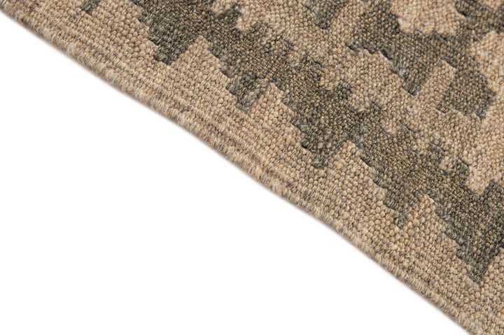 4' 10 x 6' 6 Hand Woven Kilim Maymana Wool Rug