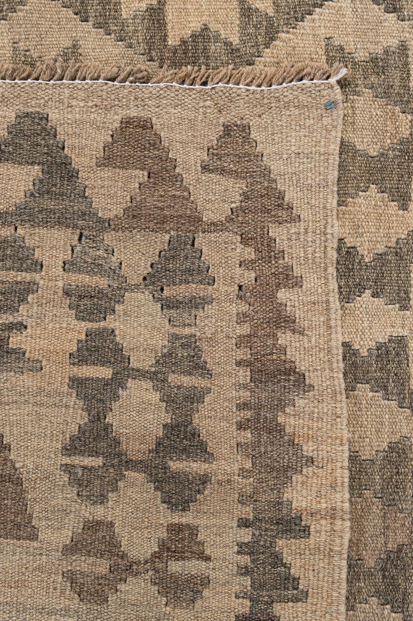 4' 10 x 6' 6 Hand Woven Kilim Maymana Wool Rug