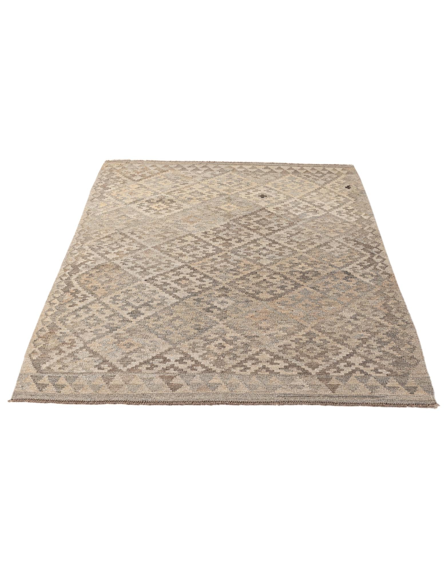 4' 10 x 6' 8 Hand Woven Kilim Maymana Wool Rug