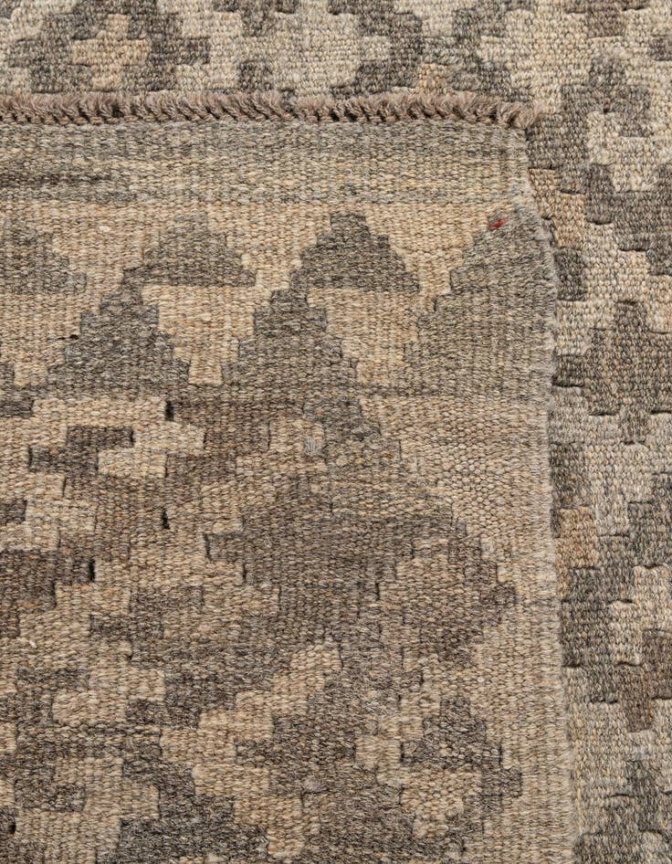 Detail image of 4' 10 x 6' 8  Hand Woven Kilim Maymana Wool Rug