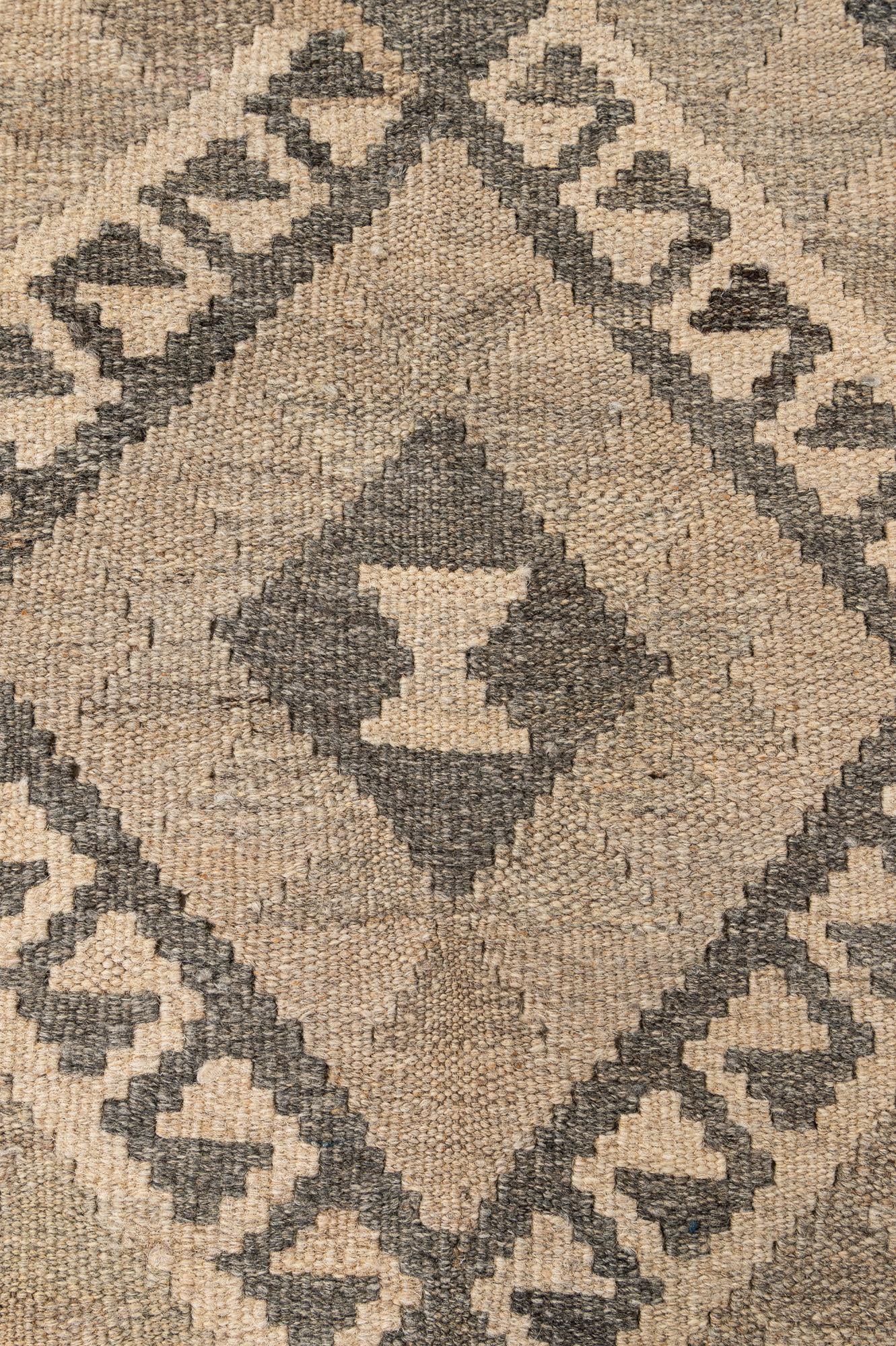 5' 1 x 6' 7 Hand Woven Kilim Maymana Wool Rug