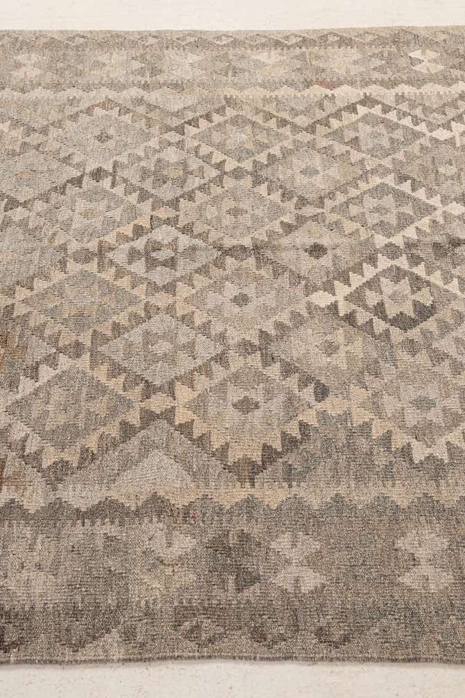 5' x 6' 9 Hand Woven Kilim Maymana Wool Rug