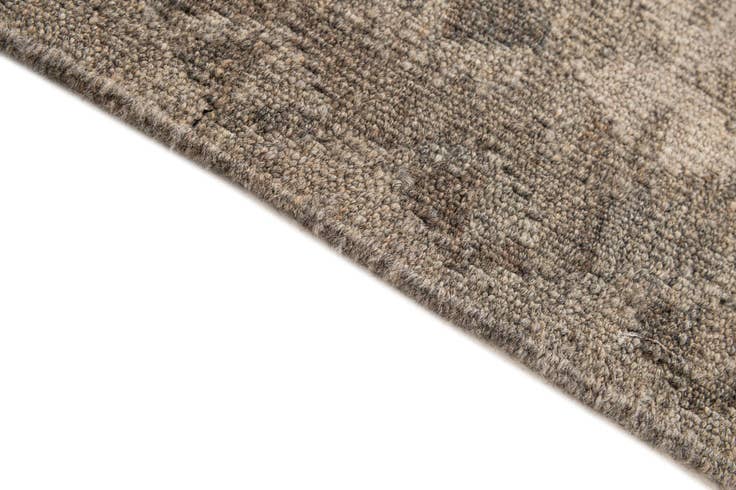 Detail image of 5' x 6' 9 Hand Woven Kilim Maymana Wool Rug