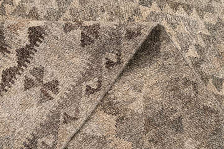 5' x 6' 9 Hand Woven Kilim Maymana Wool Rug