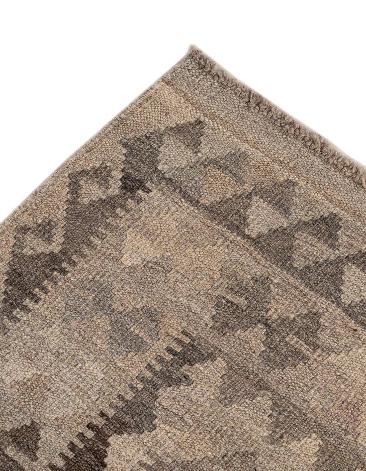 Detail image of 5' x 6' 9  Hand Woven Kilim Maymana Wool Rug