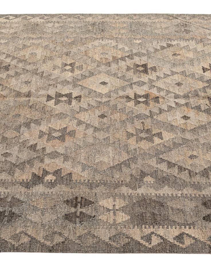 Detail image of 5' x 6' 8  Hand Woven Kilim Maymana Wool Rug