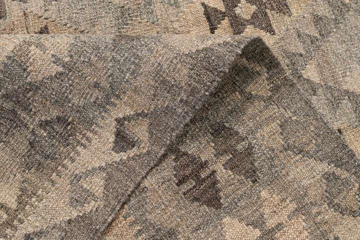5' x 6' 8 Hand Woven Kilim Maymana Wool Rug