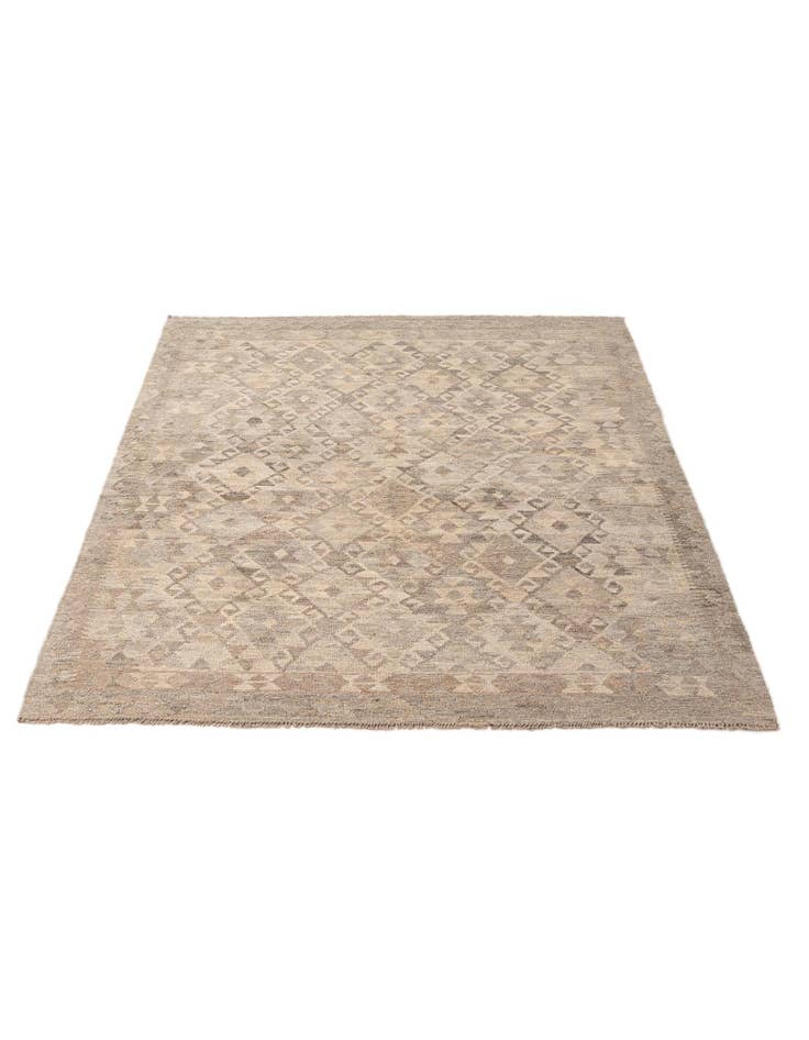 Detail image of 5' x 6' 8 Hand Woven Kilim Maymana Wool Rug
