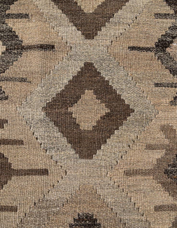 Detail image of 5' x 6' 6  Hand Woven Kilim Maymana Wool Rug