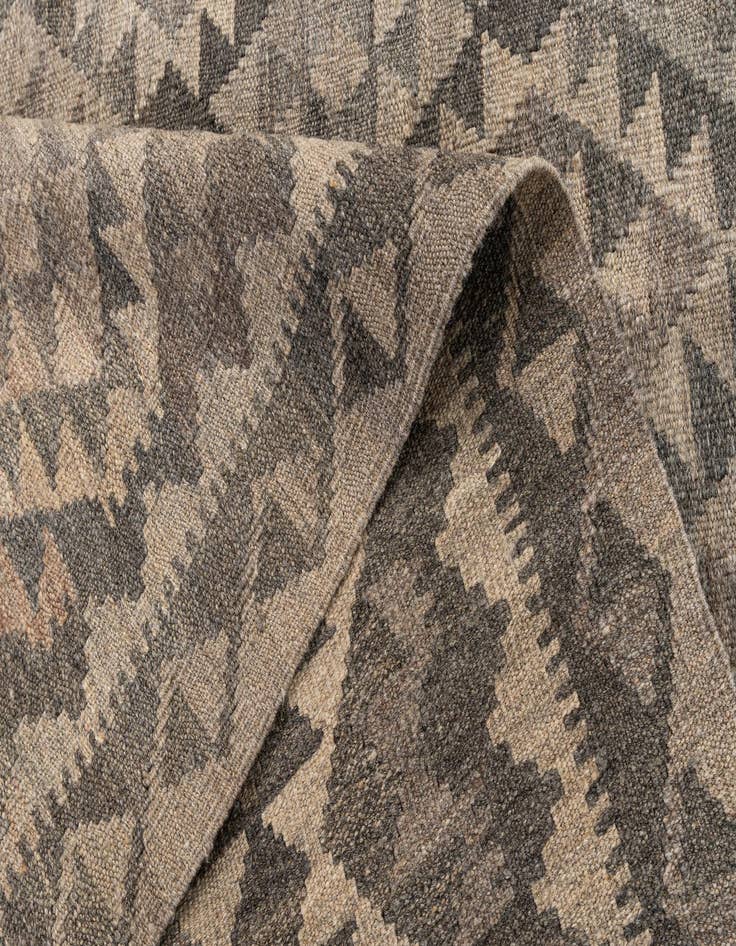 Detail image of 5' 1 x 6' 6  Hand Woven Kilim Maymana Wool Rug