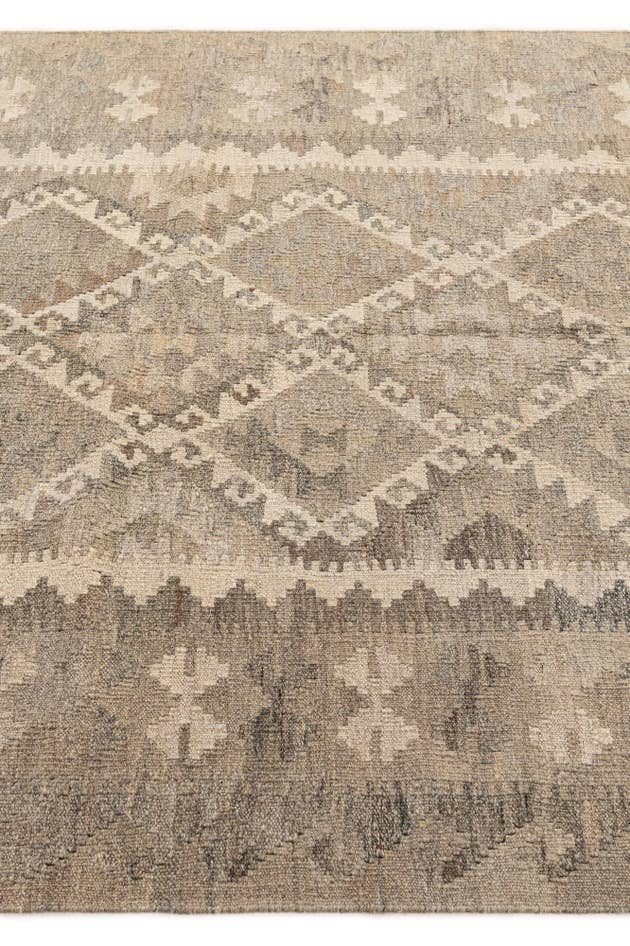 Detail image of 5' x 6' 8 Hand Woven Kilim Maymana Wool Rug