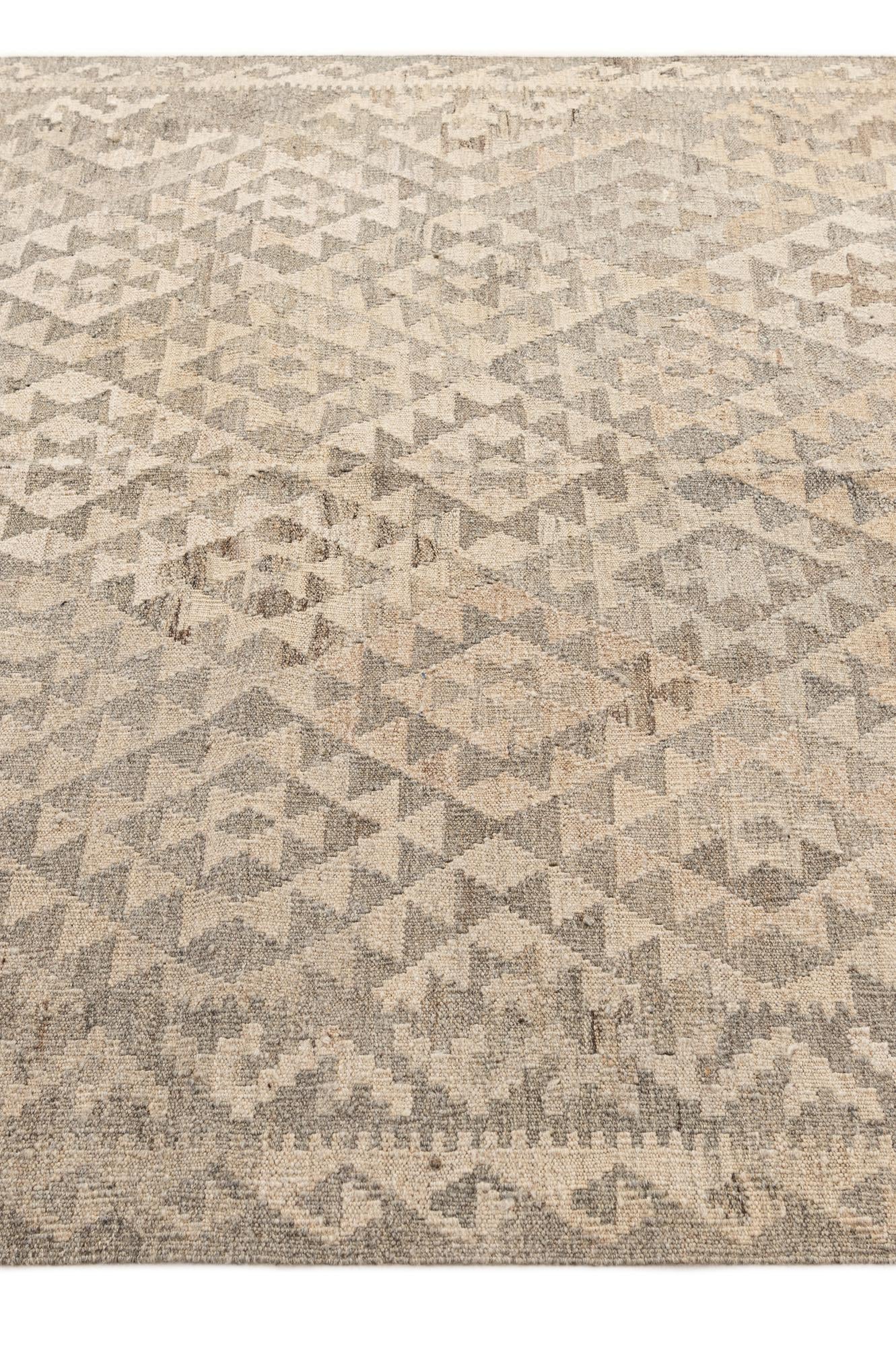 5' 2 x 6' 9 Hand Woven Kilim Maymana Wool Rug