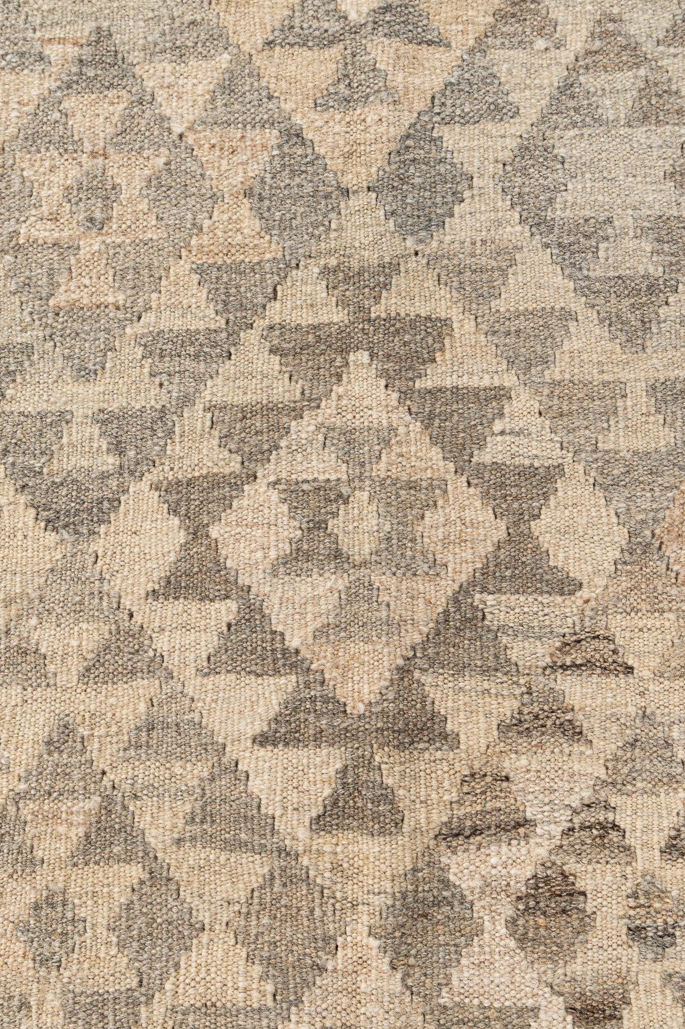 5' 2 x 6' 9 Hand Woven Kilim Maymana Wool Rug