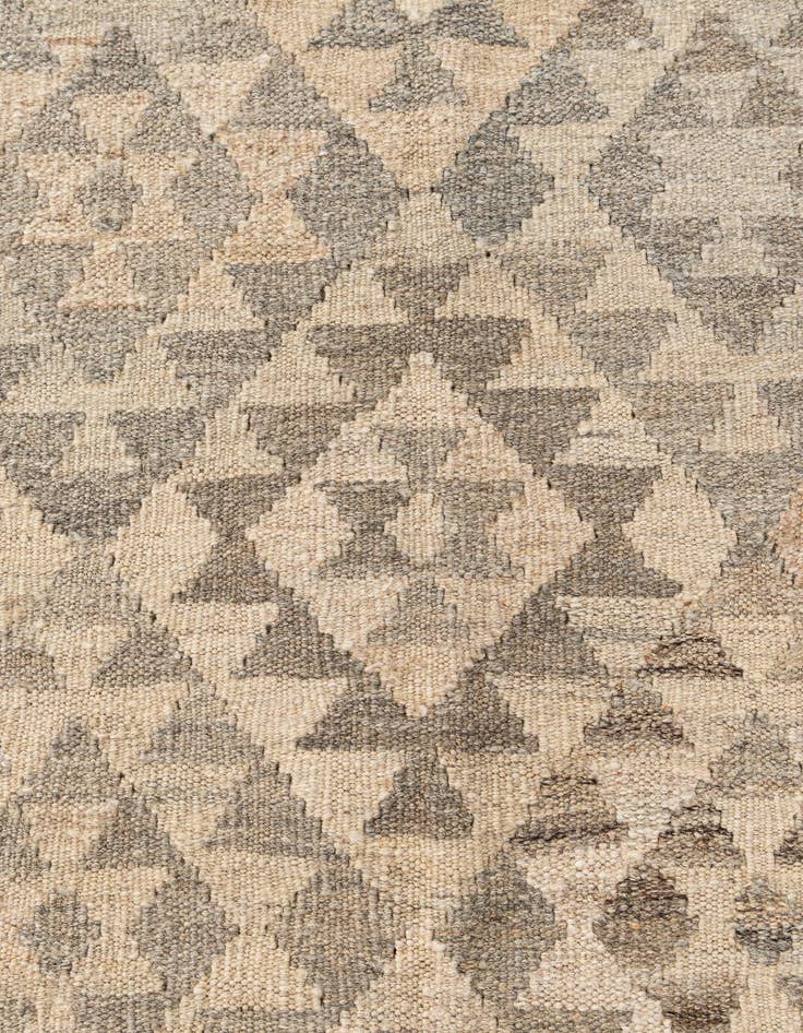 Detail image of 5' 2 x 6' 9  Hand Woven Kilim Maymana Wool Rug