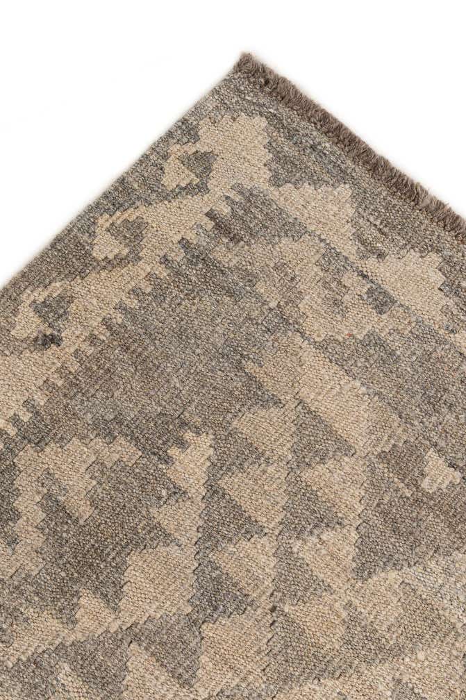 5' 2 x 6' 9 Hand Woven Kilim Maymana Wool Rug