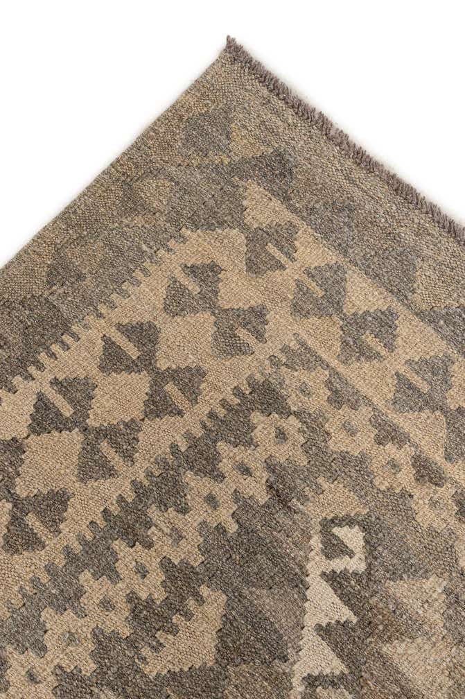 6' 8 x 9' 7 Hand Woven Kilim Maymana Wool Rug