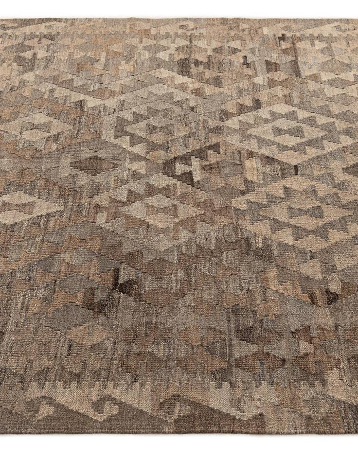 Detail image of 5' x 6' 7 Hand Woven Kilim Maymana Wool Rug