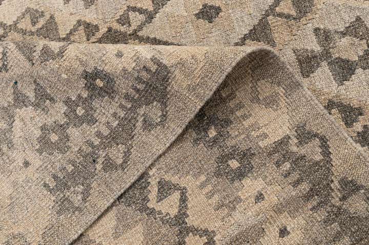 5' x 6' 8 Hand Woven Kilim Maymana Wool Rug