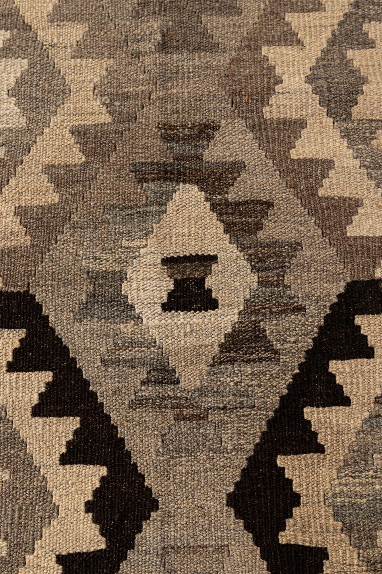 4' 11 x 6' 8 Hand Woven Kilim Maymana Wool Rug