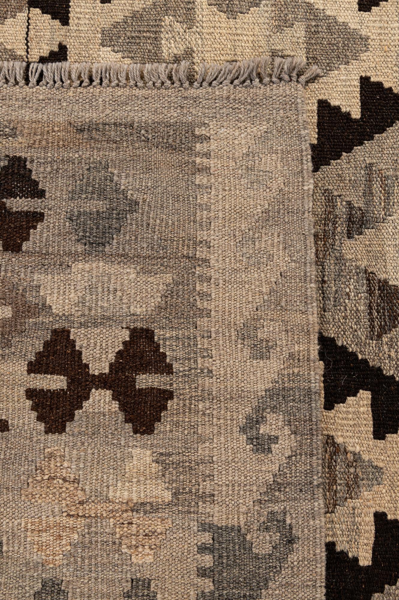 4' 11 x 6' 8 Hand Woven Kilim Maymana Wool Rug