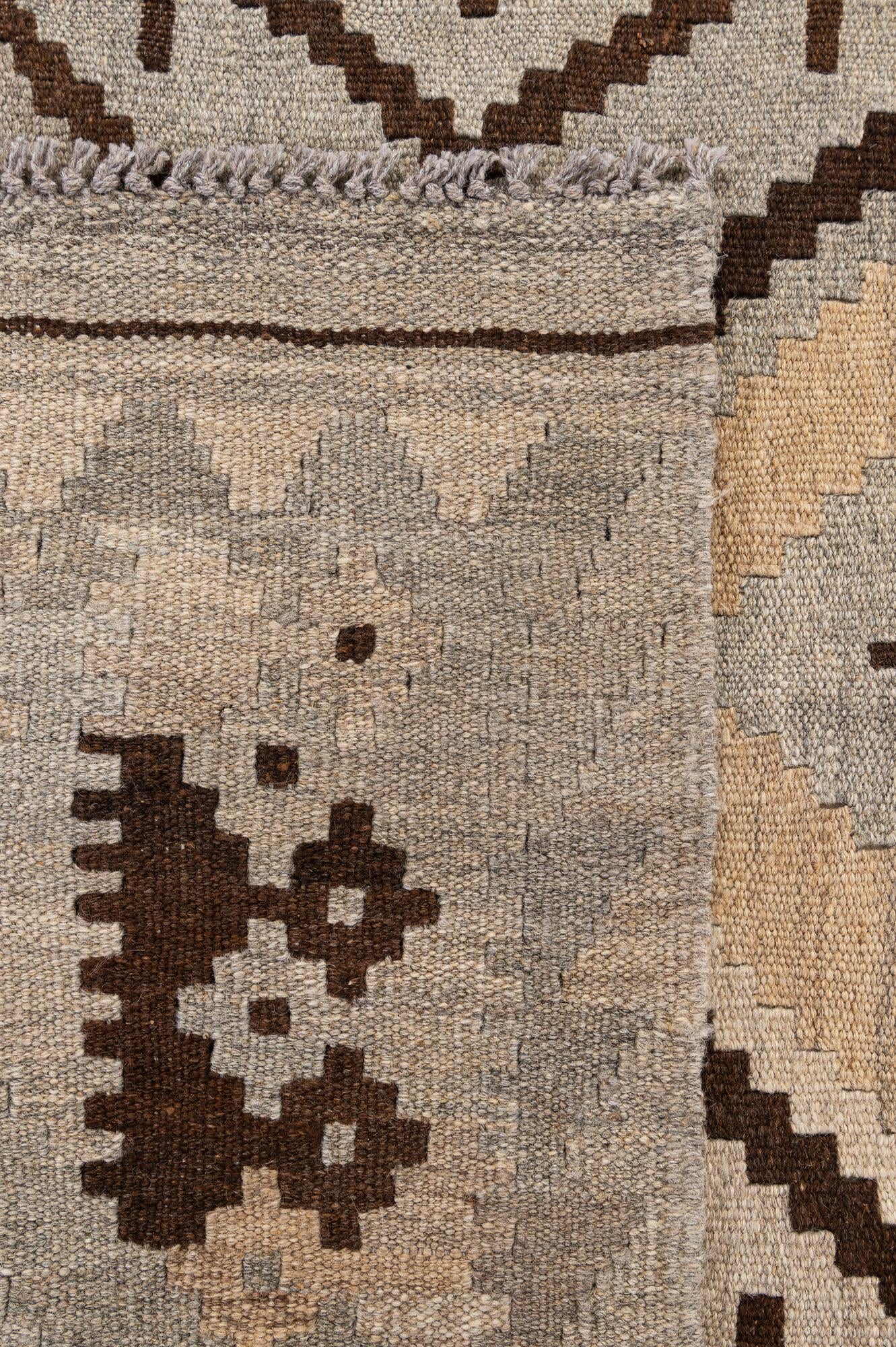 4' 10 x 6' 5 Hand Woven Kilim Maymana Wool Rug