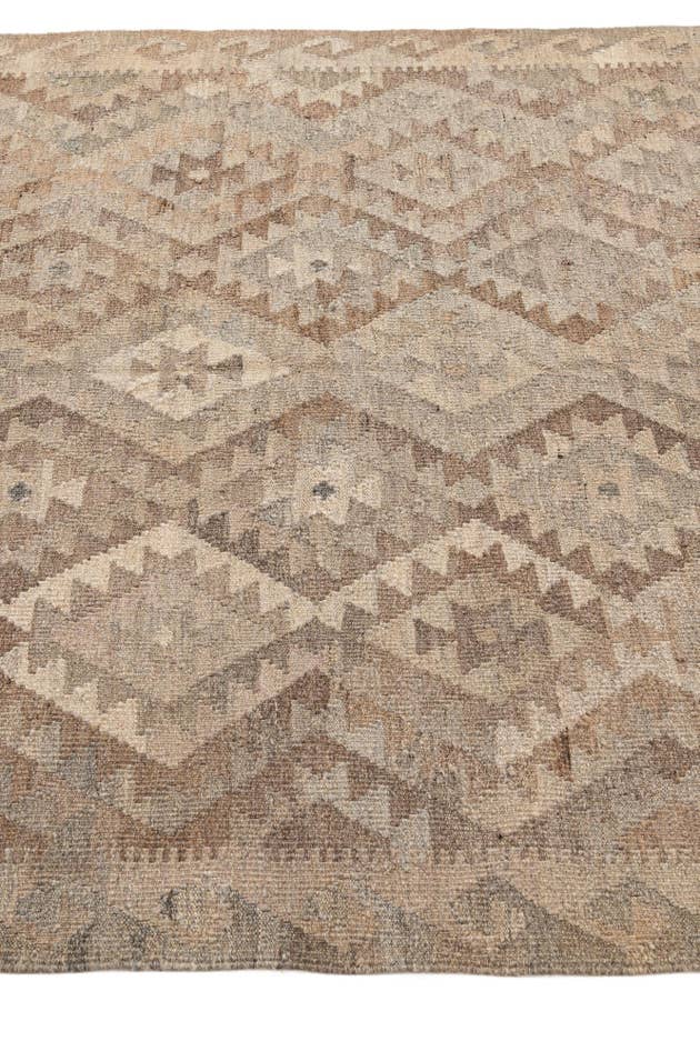 Detail image of 5' 1 x 6' 9 Hand Woven Kilim Maymana Wool Rug