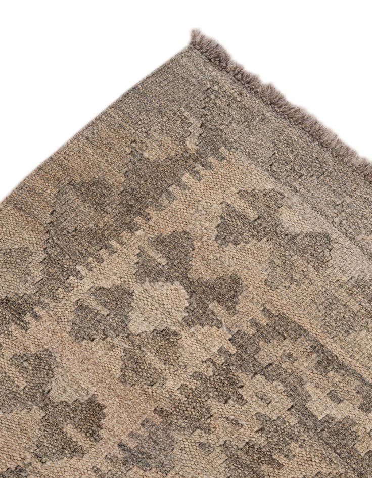 Detail image of 4' 10 x 6' 10  Hand Woven Kilim Maymana Wool Rug