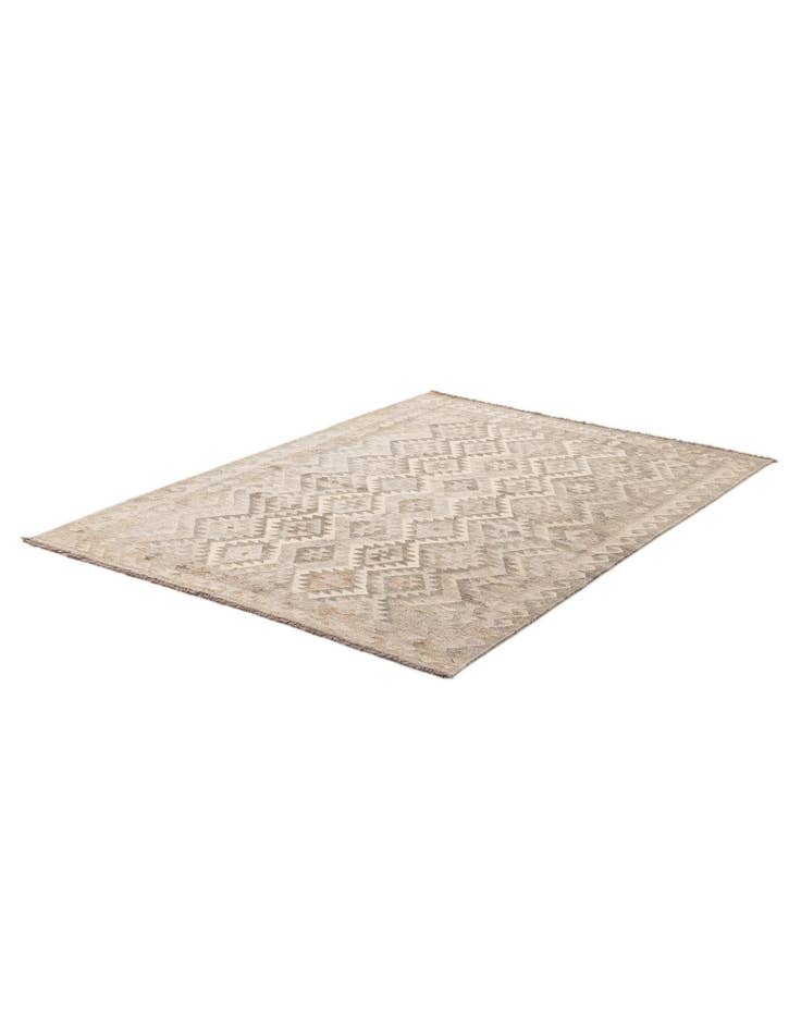 Detail image of 4' 11 x 6' 10 Hand Woven Kilim Maymana Wool Rug