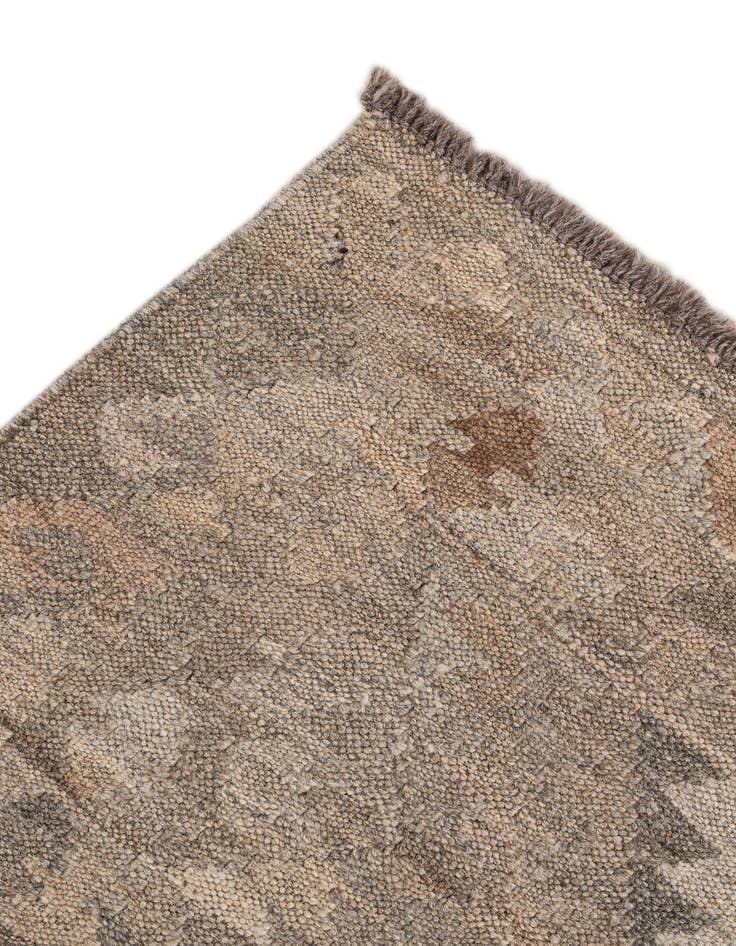 Detail image of 4' 11 x 6' 10  Hand Woven Kilim Maymana Wool Rug
