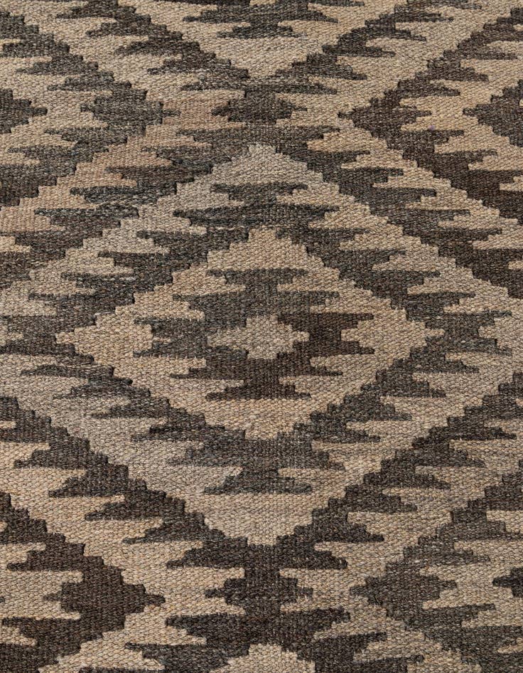 Detail image of 5' x 7' 1  Hand Woven Kilim Maymana Wool Rug