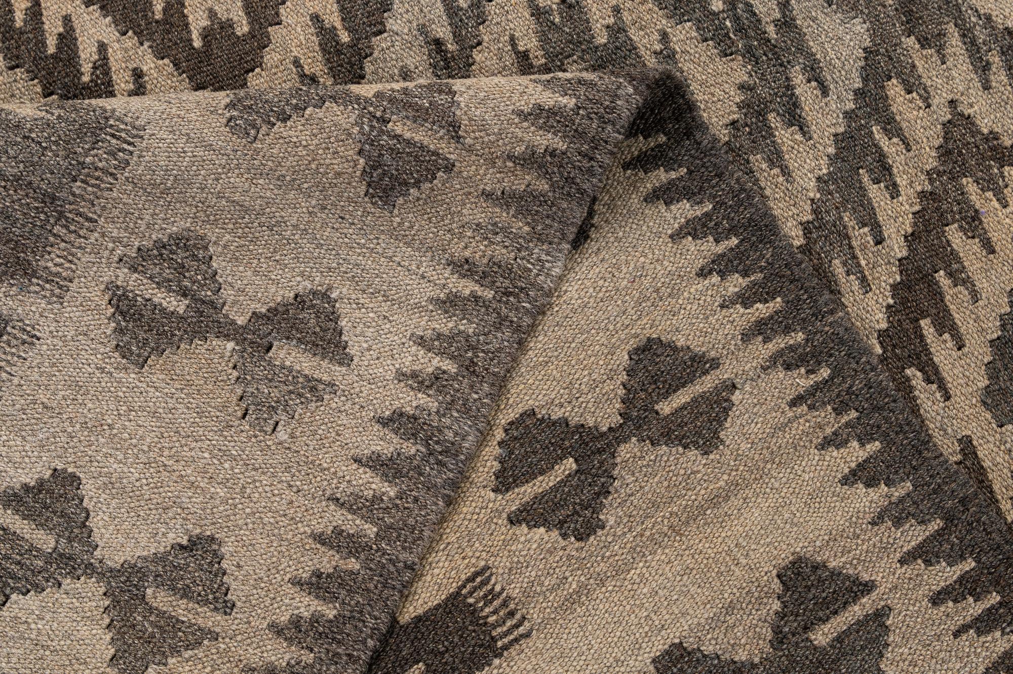 5' x 7' 1 Hand Woven Kilim Maymana Wool Rug