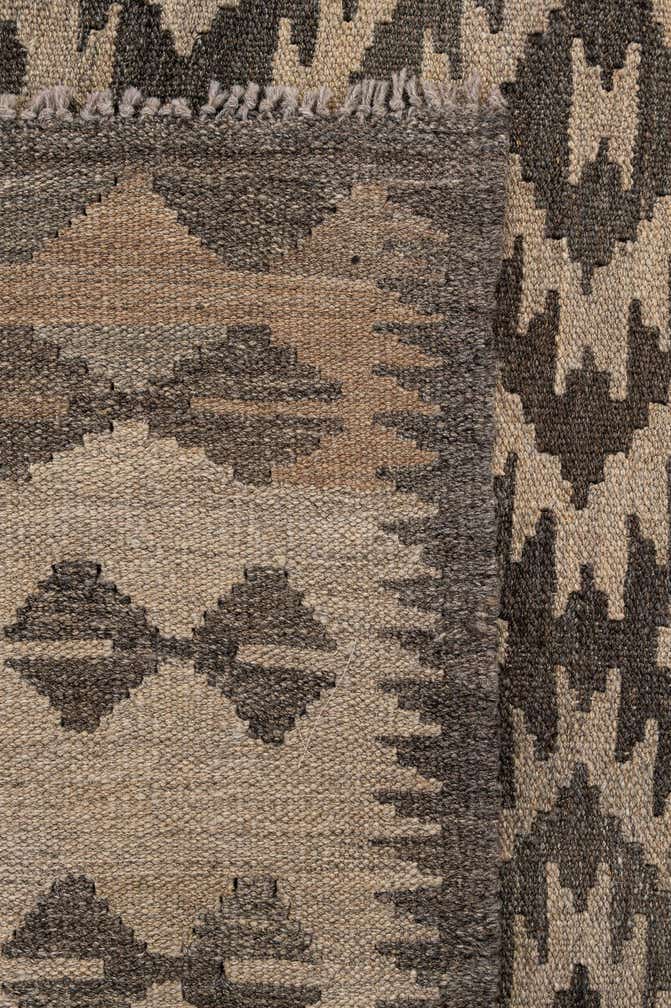 5' x 7' 1 Hand Woven Kilim Maymana Wool Rug