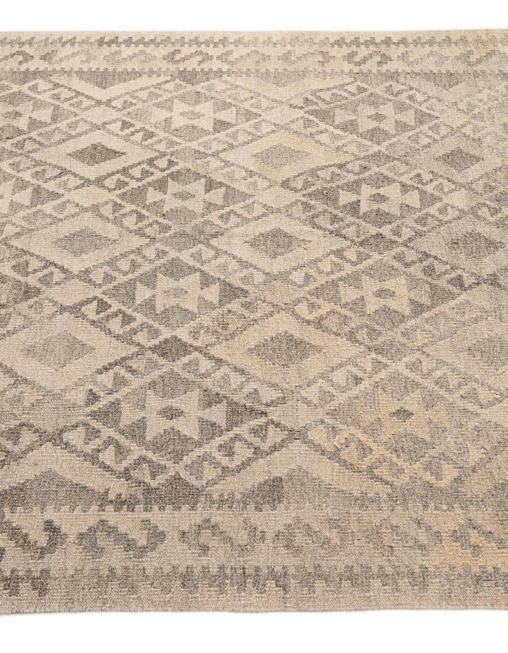 Detail image of 5' 2 x 6' 5 Hand Woven Kilim Maymana Wool Rug