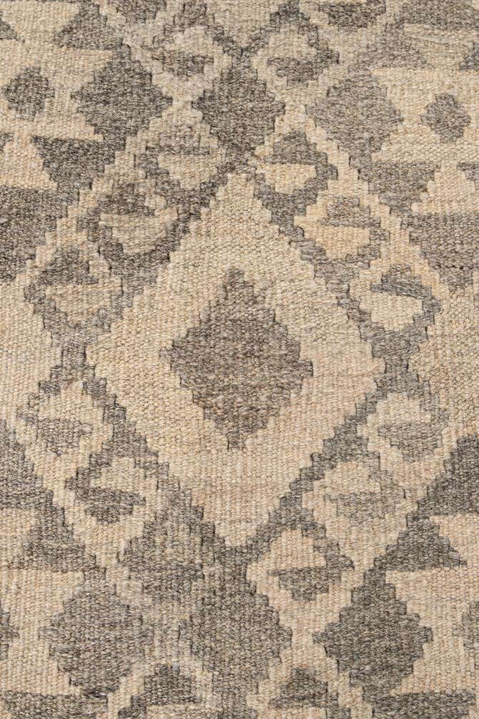 5' 2 x 6' 5 Hand Woven Kilim Maymana Wool Rug