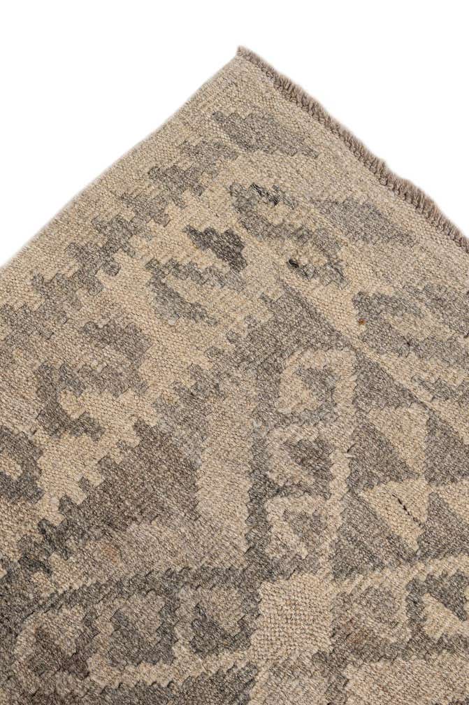 5' 2 x 6' 5 Hand Woven Kilim Maymana Wool Rug