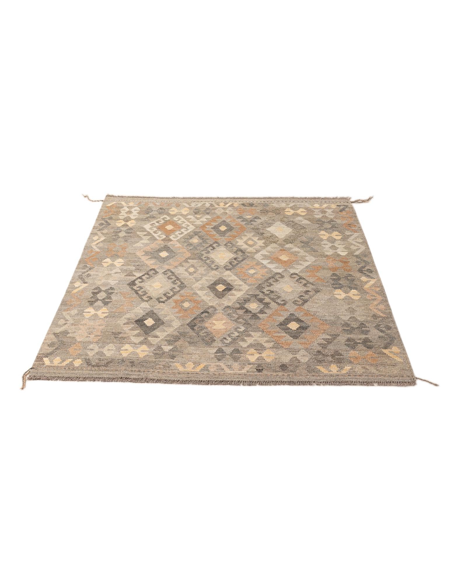 5' 2 x 6' 3 Hand Woven Kilim Maymana Wool Rug