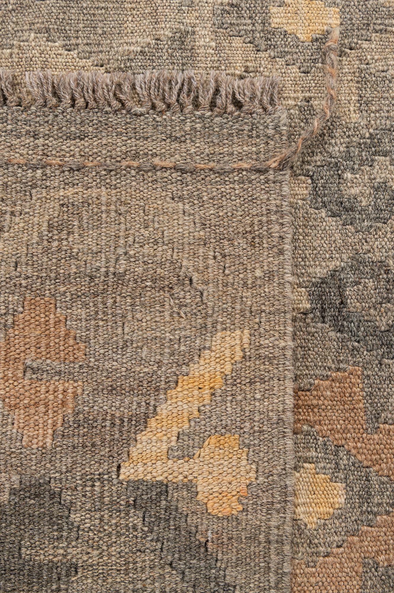 5' 2 x 6' 3 Hand Woven Kilim Maymana Wool Rug