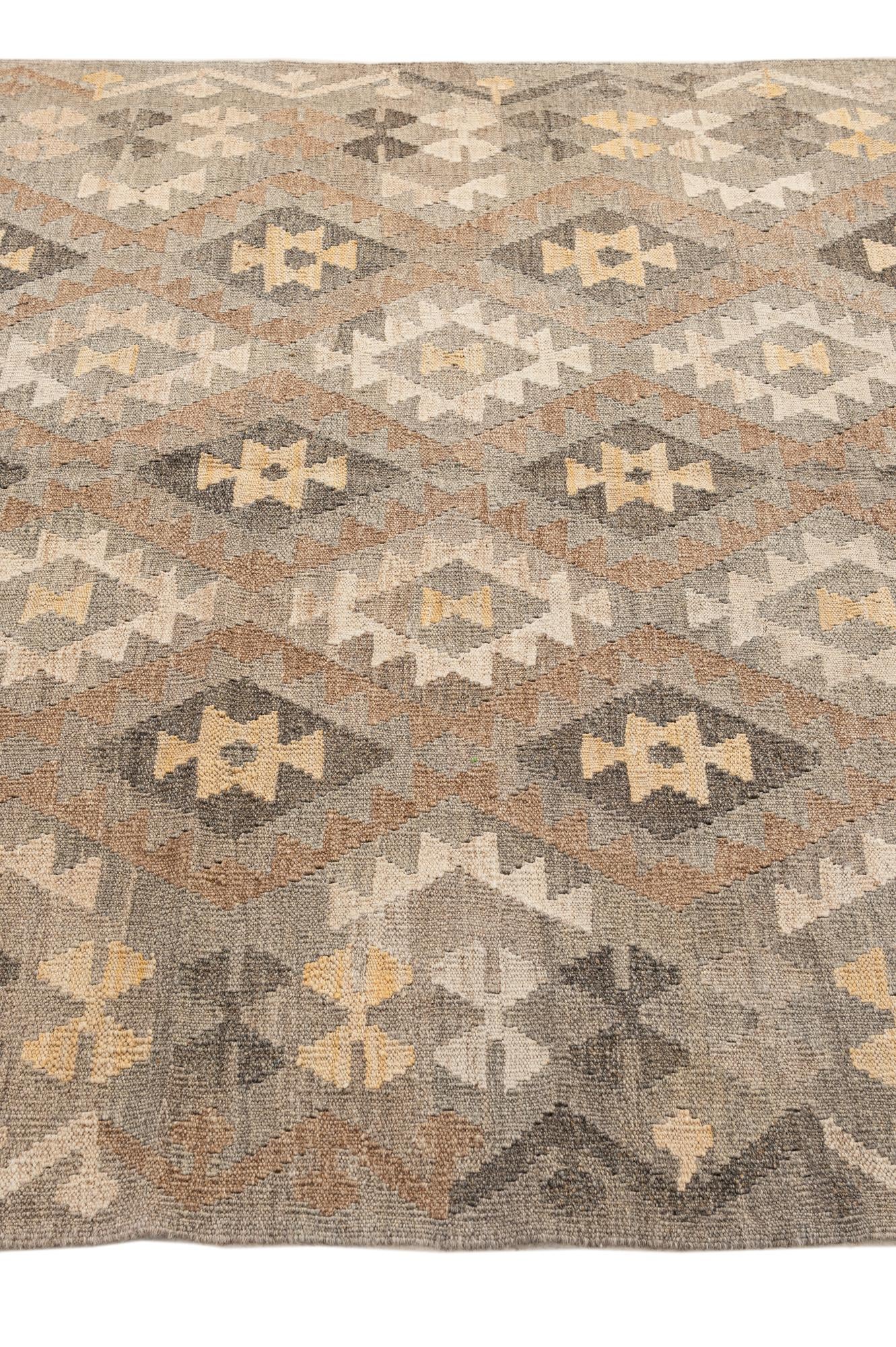 5' 2 x 6' 3 Hand Woven Kilim Maymana Wool Rug