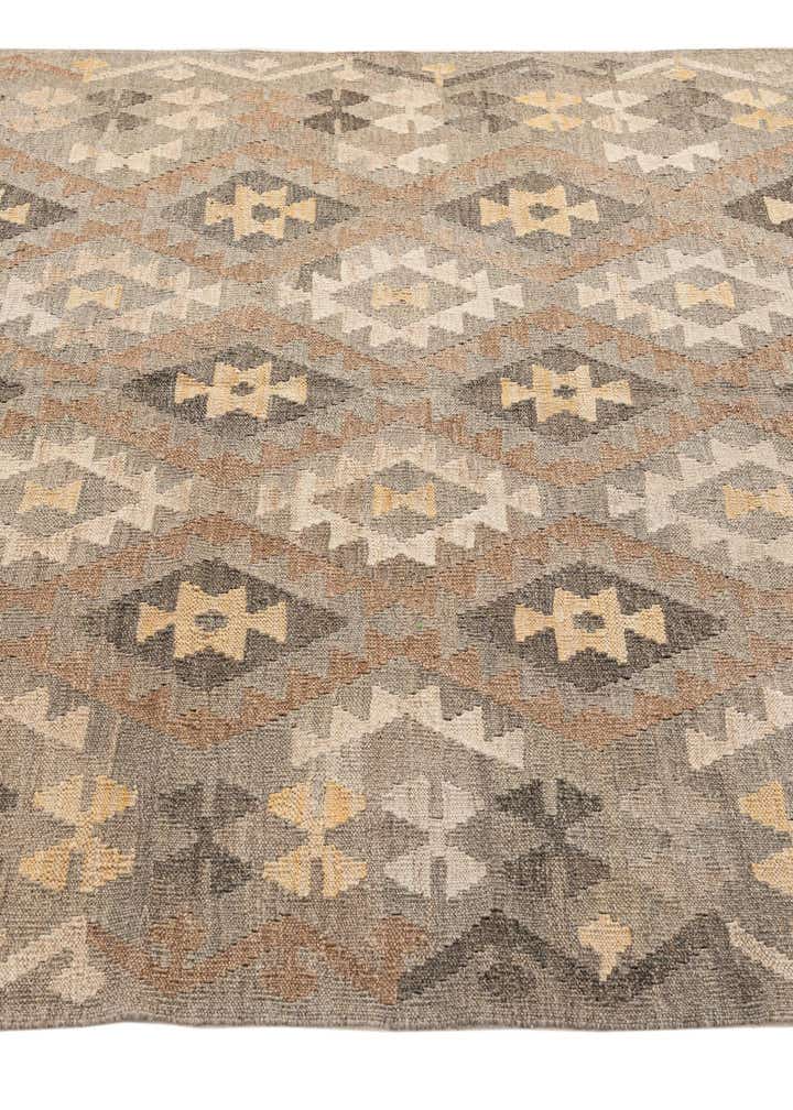 5' 2 x 6' 3 Hand Woven Kilim Maymana Wool Rug