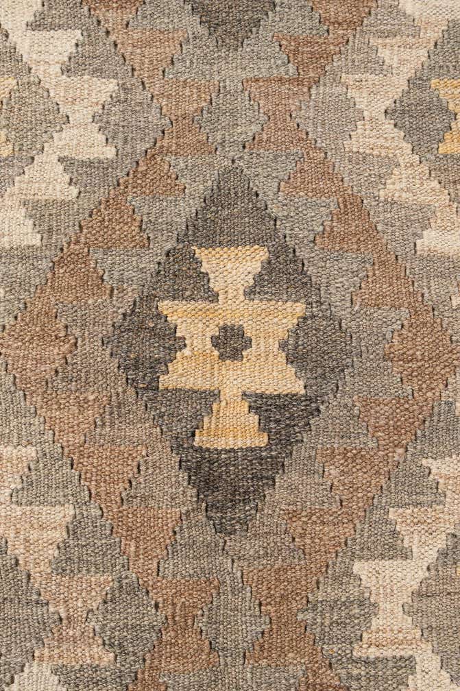 5' 2 x 6' 3 Hand Woven Kilim Maymana Wool Rug