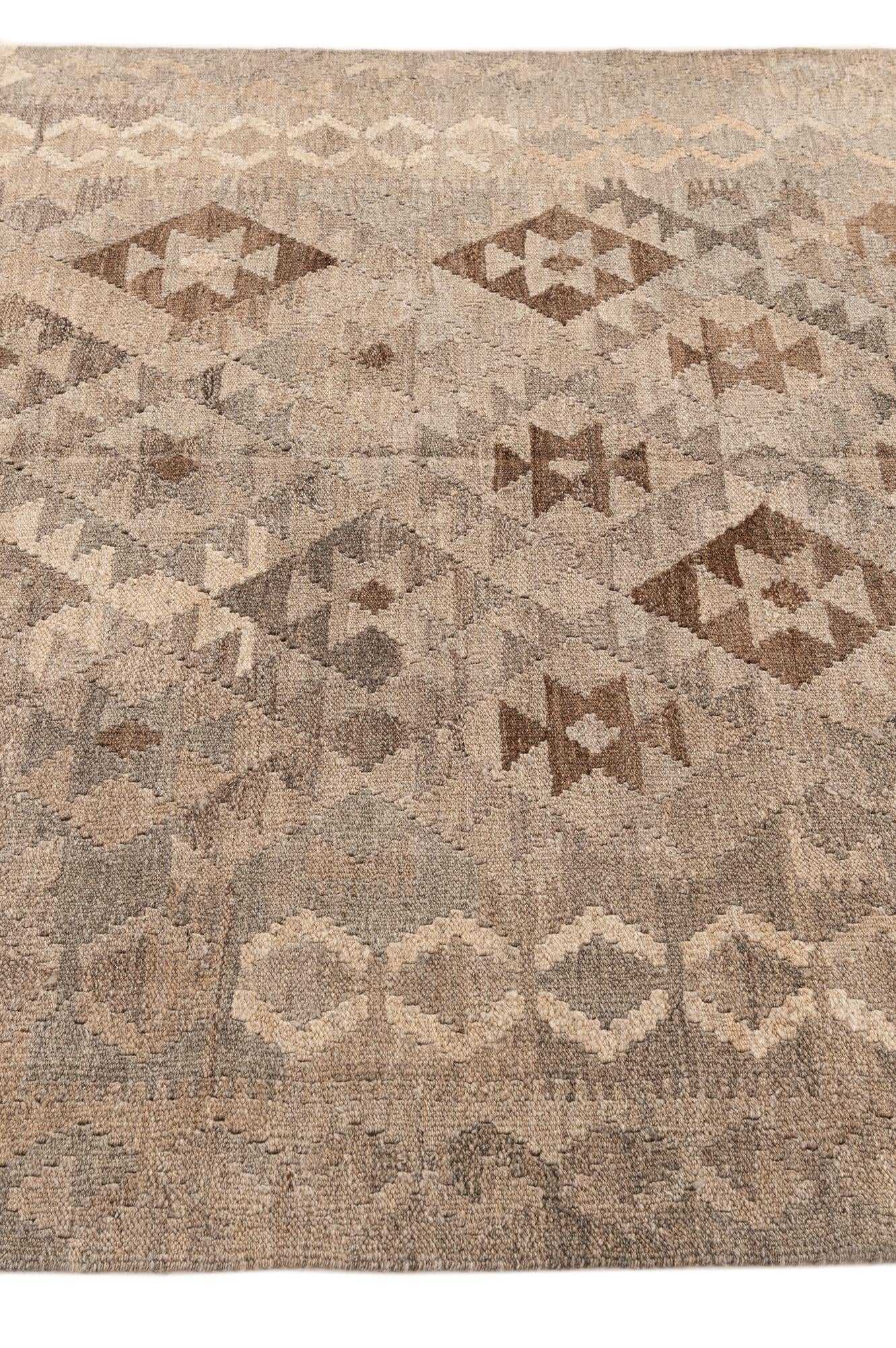 5' 2 x 6' 3 Hand Woven Kilim Maymana Wool Rug