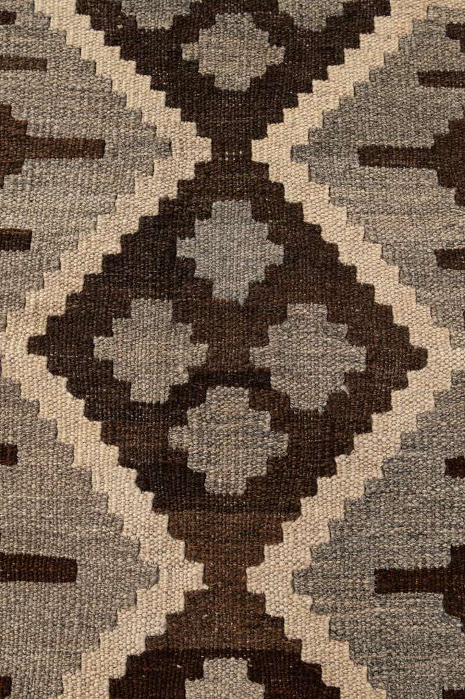 5' 2 x 6' 5 Hand Woven Kilim Maymana Wool Rug