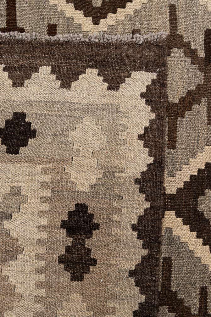 5' 2 x 6' 5 Hand Woven Kilim Maymana Wool Rug