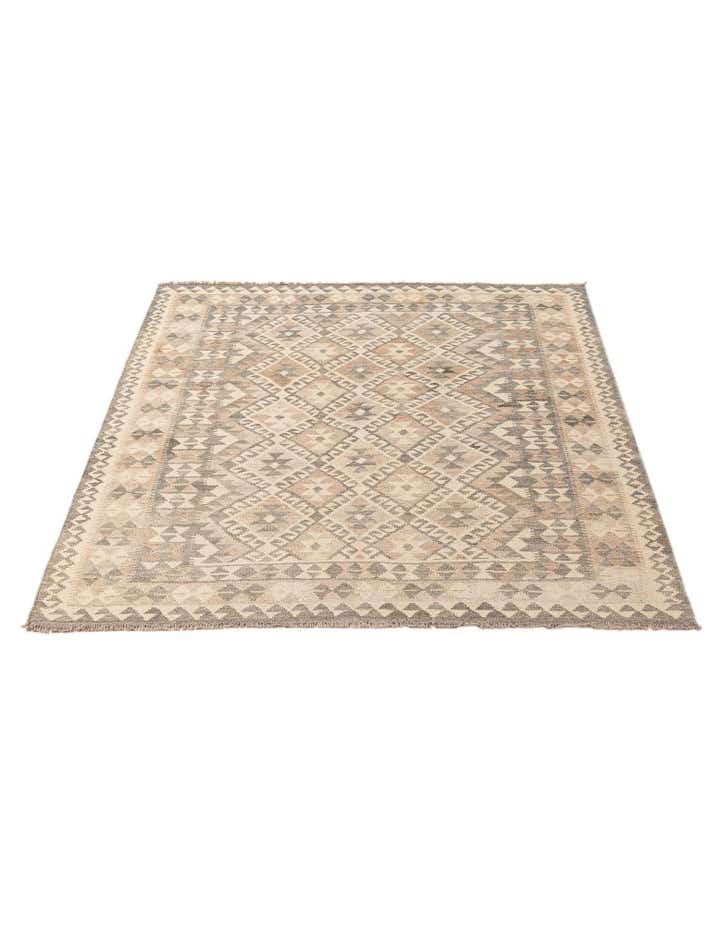 5' 4 x 6' 7 Hand Woven Kilim Maymana Wool Rug