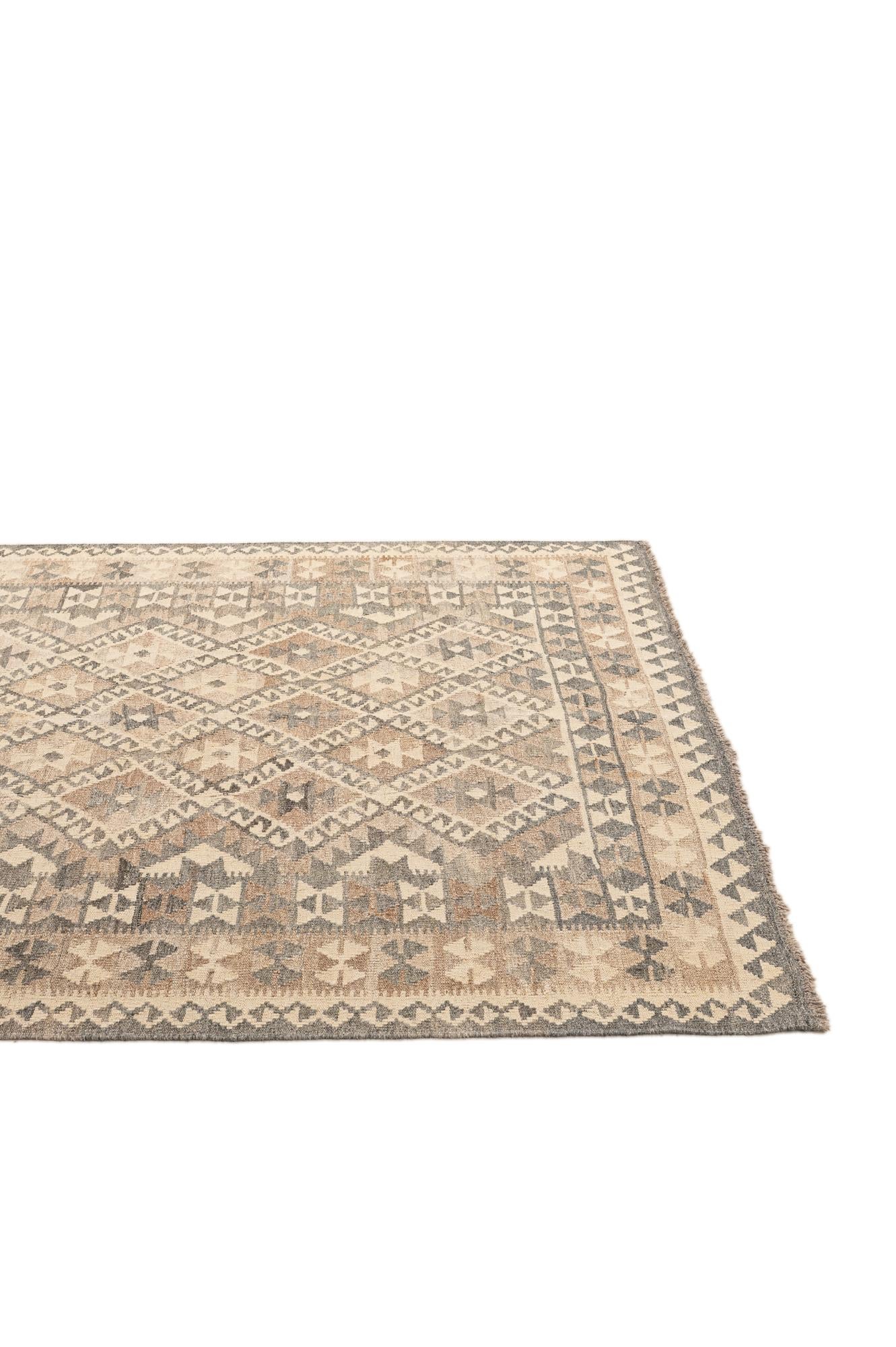 5' 4 x 6' 7 Hand Woven Kilim Maymana Wool Rug