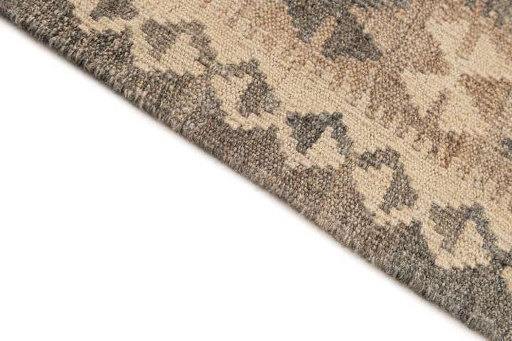 5' 4 x 6' 7 Hand Woven Kilim Maymana Wool Rug