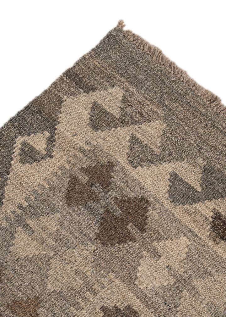 5' 4 x 6' 8 Hand Woven Kilim Maymana Wool Rug