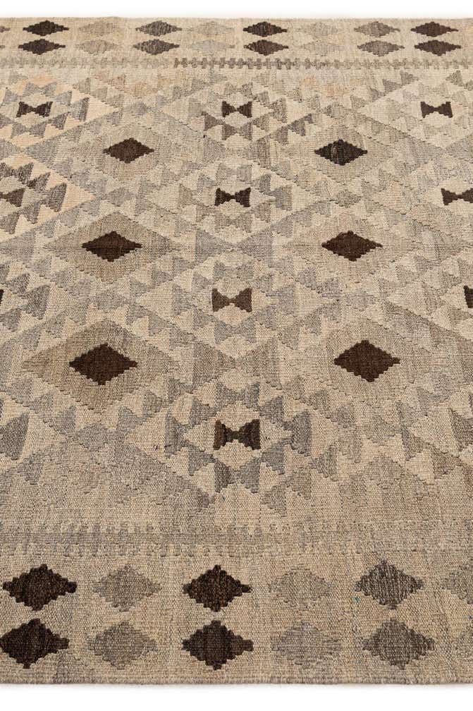 5' 3 x 6' 7 Hand Woven Kilim Maymana Wool Rug