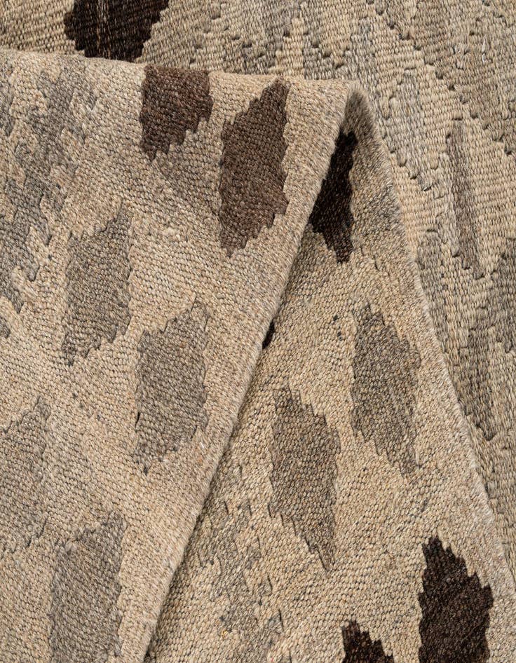 Detail image of 5' 3 x 6' 7  Hand Woven Kilim Maymana Wool Rug